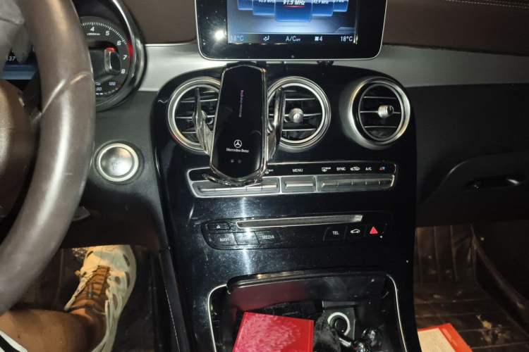 Used Mercedes-Benz GLC 2017 GLC 200 4MATIC Audio And AC Panel