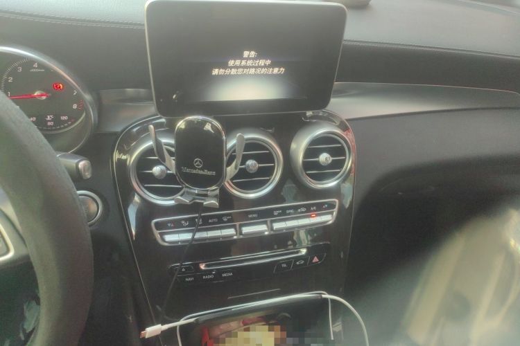 Used Mercedes-Benz GLC 2017 GLC 260 4MATIC Dynamic Edition Audio And AC Panel