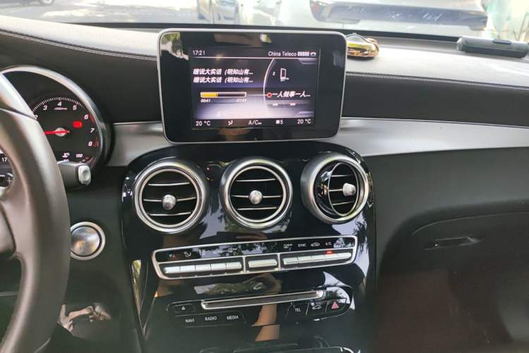 Used Mercedes-Benz GLC 2017 GLC 200 4MATIC Audio And AC Panel