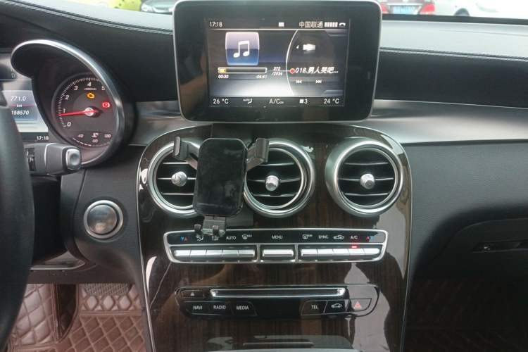 Used Mercedes-Benz GLC 2017 GLC 260 4MATIC Luxury Model Audio And AC Panel
