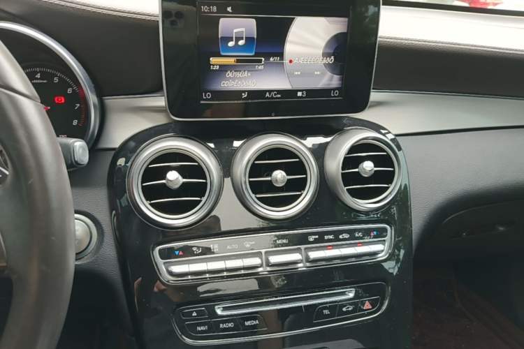 Used Mercedes-Benz GLC 2017 GLC 200 4MATIC Audio And AC Panel