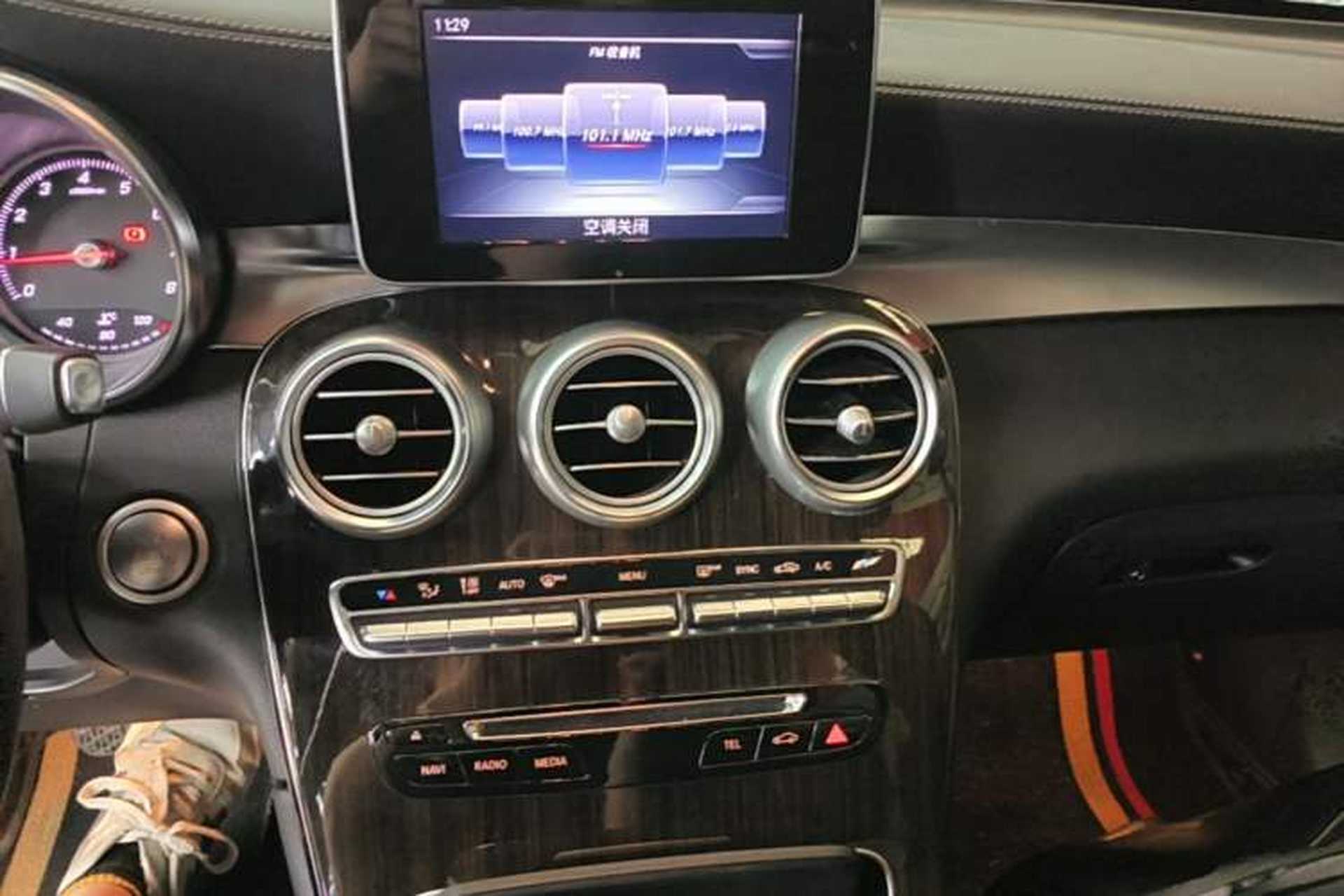 Used Mercedes-Benz GLC 2017 GLC 260 4MATIC Luxury Model Audio And AC Panel