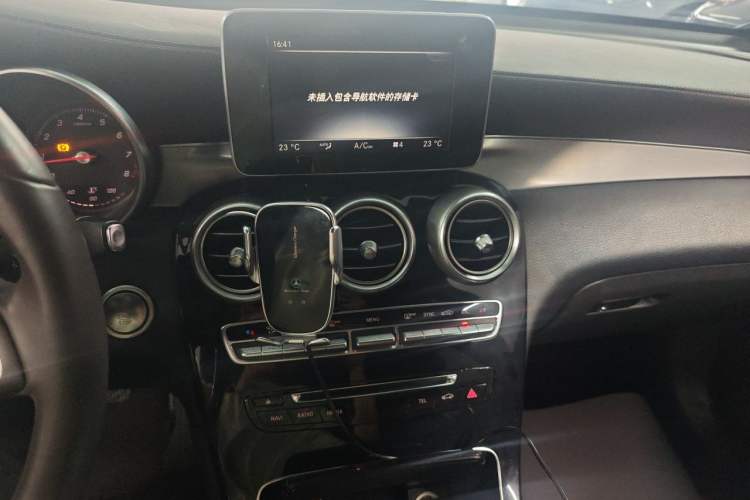 Used Mercedes-Benz GLC 2017 GLC 200 4MATIC Audio And AC Panel