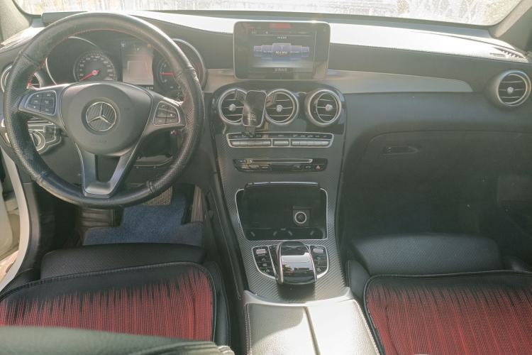 Used Mercedes-Benz GLC 2017 GLC 200 4MATIC Center Console