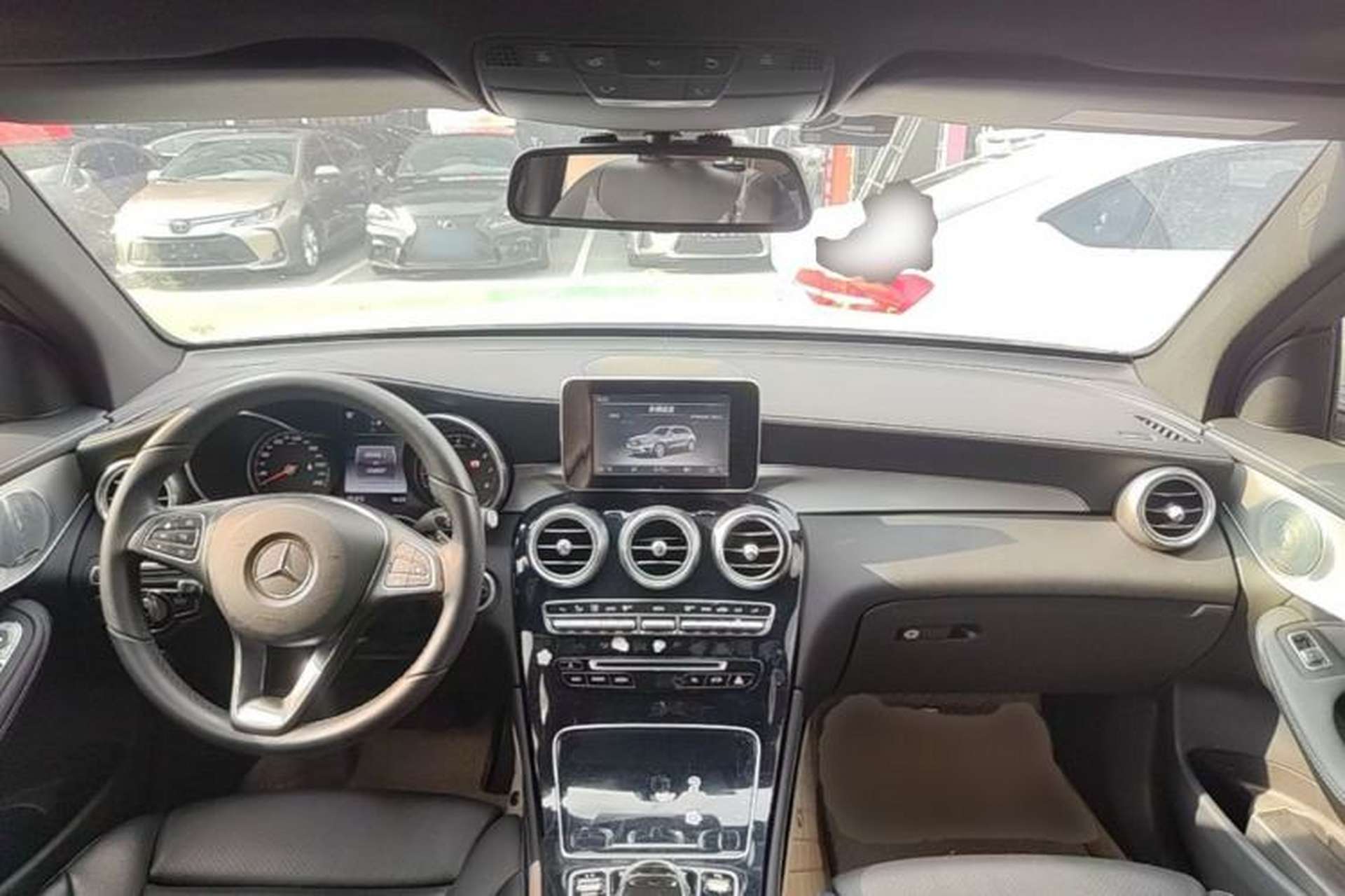 Used Mercedes-Benz GLC 2017 GLC 200 4MATIC Center Console