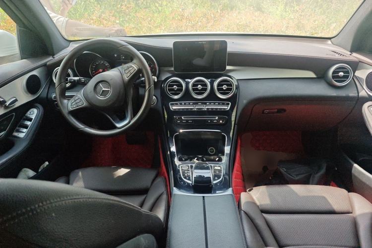 Used Mercedes-Benz GLC 2017 GLC 200 4MATIC Center Console
