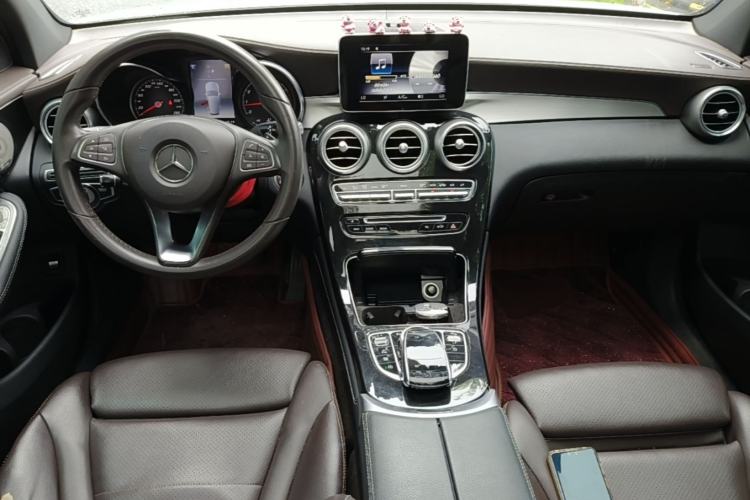 Used Mercedes-Benz GLC 2017 GLC 200 4MATIC Center Console