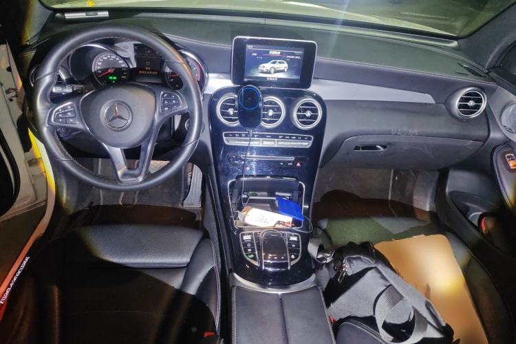 Used Mercedes-Benz GLC 2017 GLC 200 4MATIC Center Console