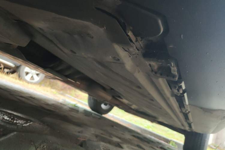 Used Mercedes-Benz GLC 2017 GLC 260 4MATIC Luxury Model Chassis Front Left
