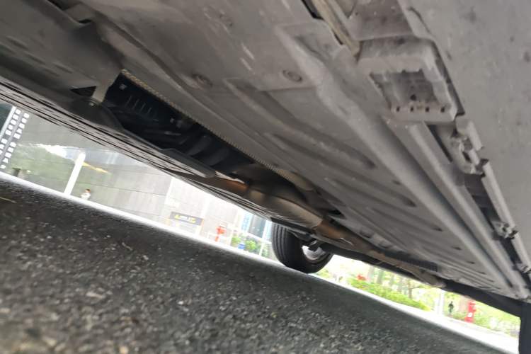 Used Mercedes-Benz GLC 2017 GLC 260 4MATIC Luxury Model Chassis Front Left