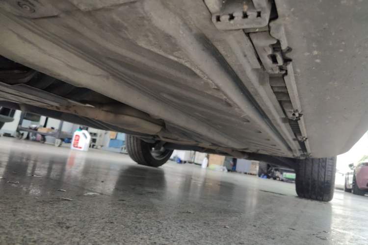 Used Mercedes-Benz GLC 2017 GLC 300 4MATIC Luxury Model Chassis Front Left