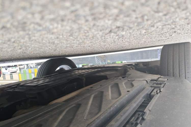 Used Mercedes-Benz GLC 2017 GLC 260 4MATIC Dynamic Edition Chassis Front Left