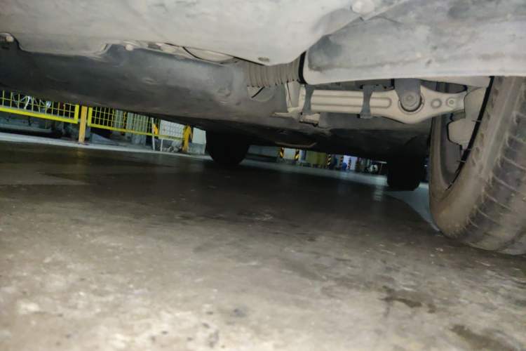 Used Mercedes-Benz GLC 2017 GLC 260 4MATIC Luxury Model Chassis Front Left