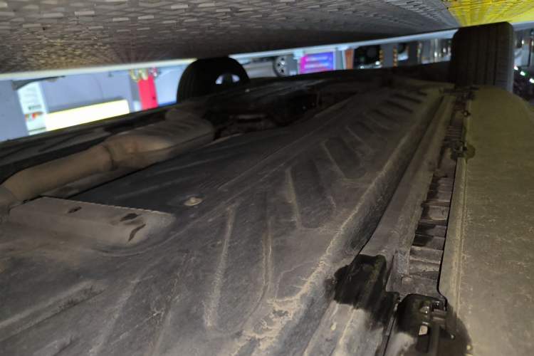Used Mercedes-Benz GLC 2017 GLC 260 4MATIC Luxury Model Chassis Rear Left