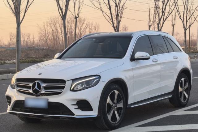 Used Mercedes-Benz GLC 2017 GLC 260 4MATIC Luxury Model