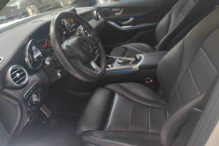 Used Mercedes-Benz GLC 2017 GLC 300 4MATIC Sport Edition Driver Seat