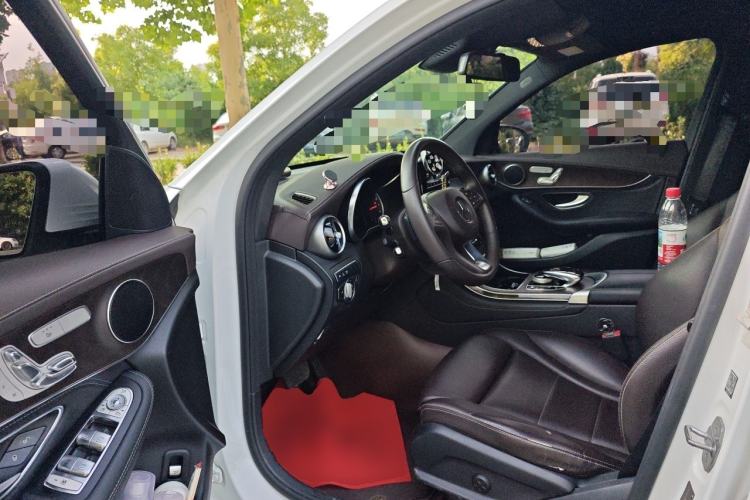 Used Mercedes-Benz GLC 2017 GLC 300 4MATIC Sport Edition Driver Seat