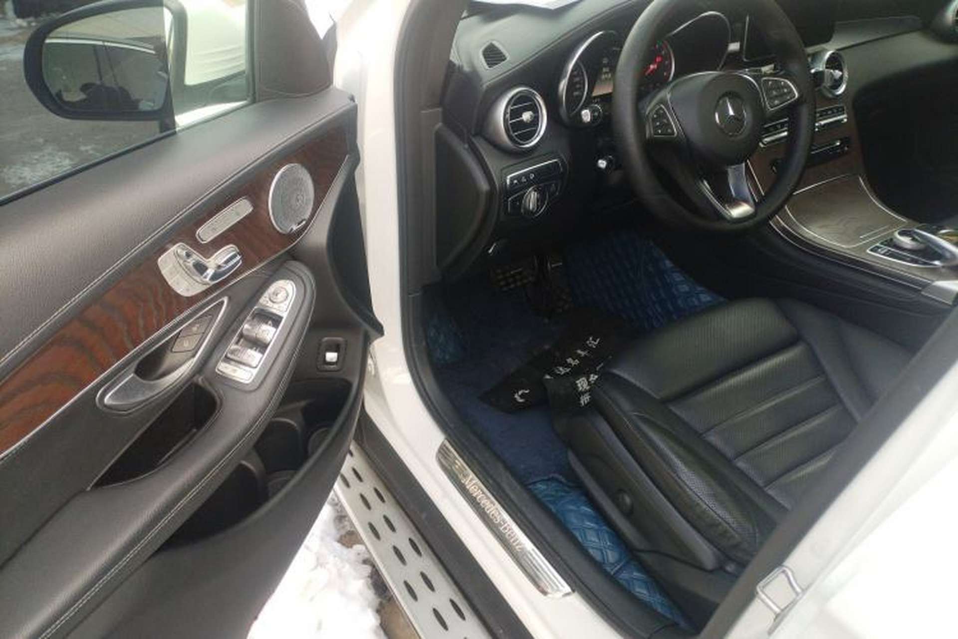 Used Mercedes-Benz GLC 2017 GLC 300 4MATIC Luxury Model Driver Seat