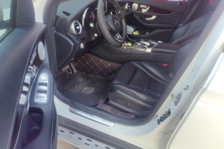 Used Mercedes-Benz GLC 2017 GLC 260 4MATIC Dynamic Edition Driver Seat