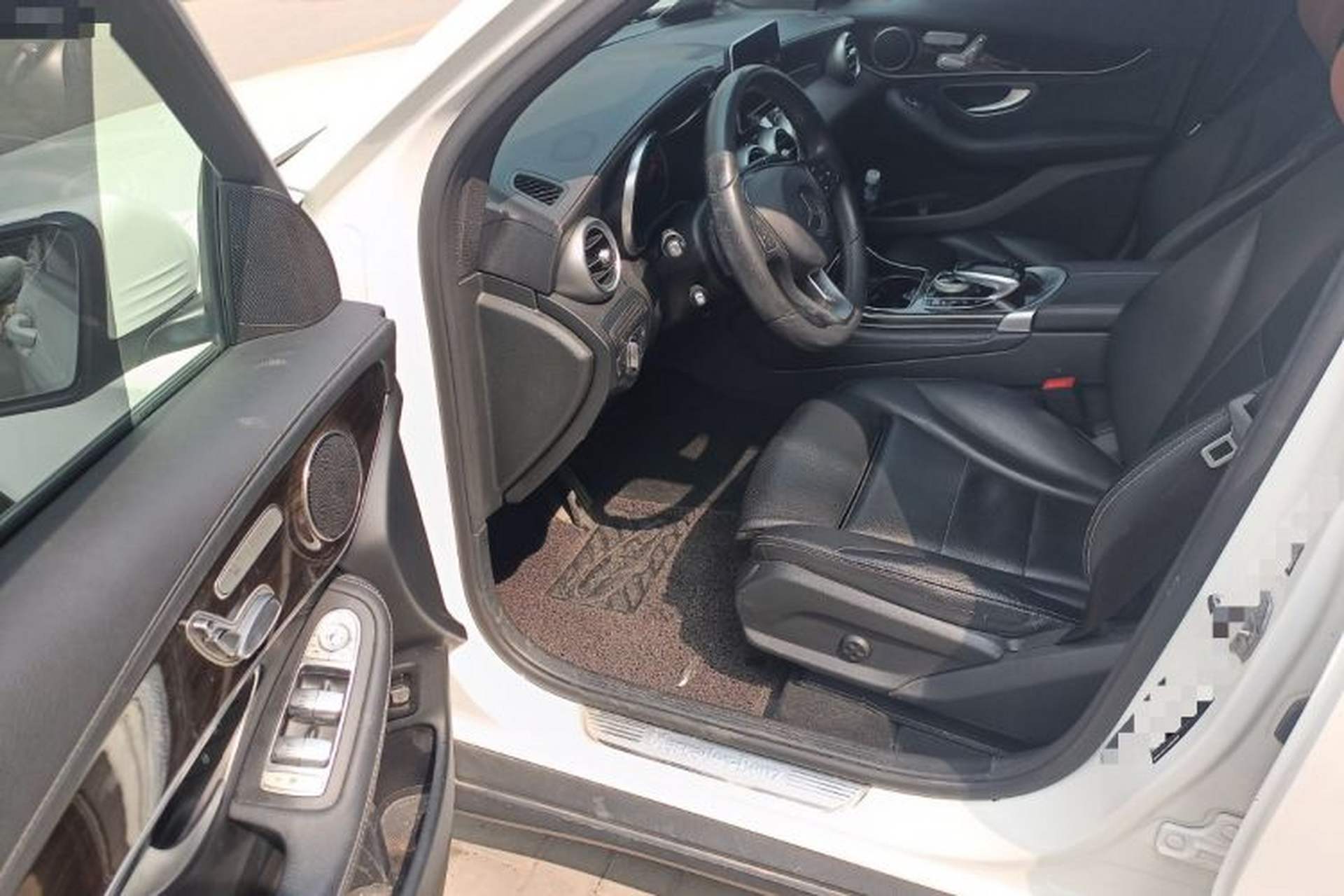 Used Mercedes-Benz GLC 2017 GLC 260 4MATIC Dynamic Edition Driver Seat