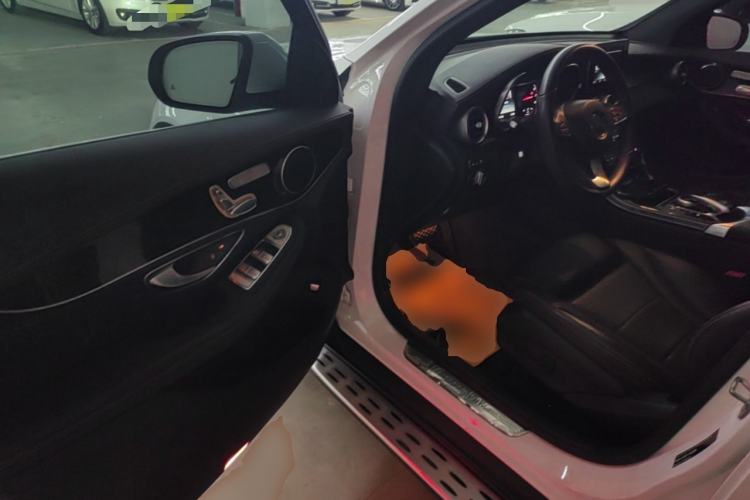 Used Mercedes-Benz GLC 2017 GLC 260 4MATIC Luxury Model Driver Seat
