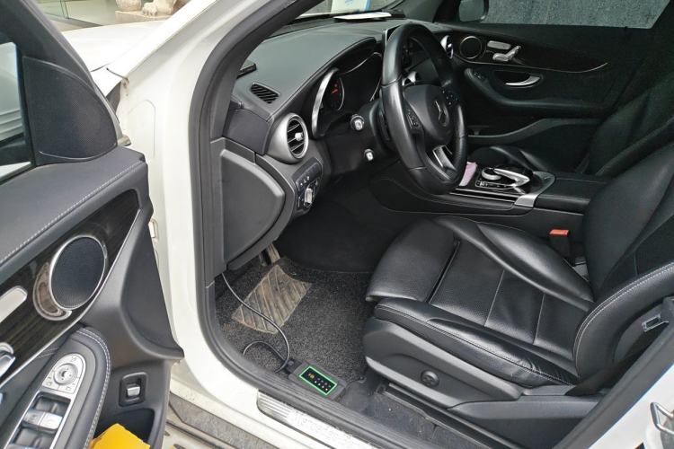 Used Mercedes-Benz GLC 2017 GLC 260 4MATIC Luxury Model Driver Seat