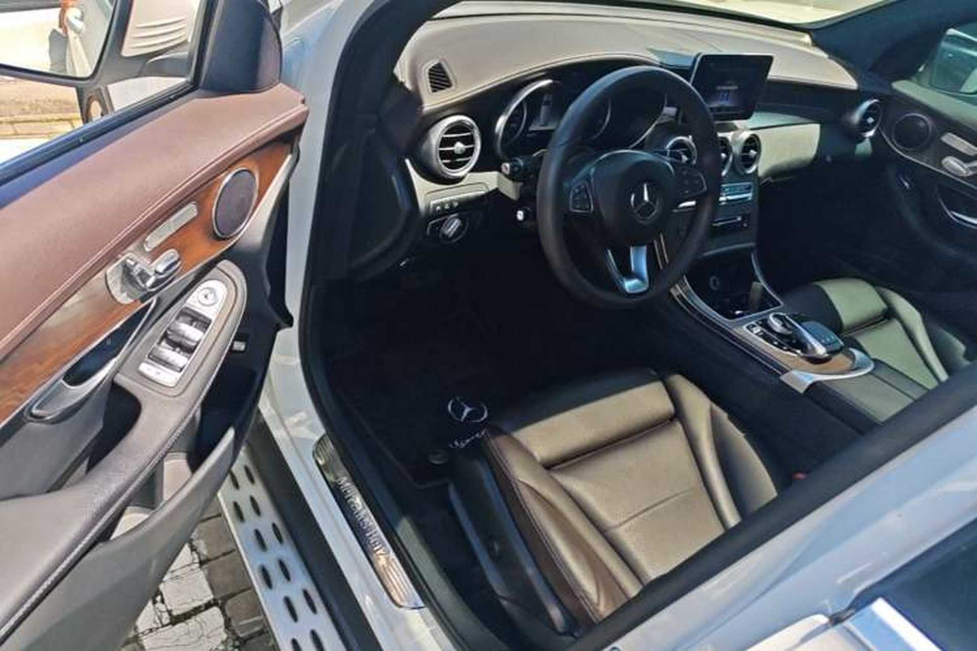 Used Mercedes-Benz GLC 2017 GLC 300 4MATIC Sport Edition Driver Seat