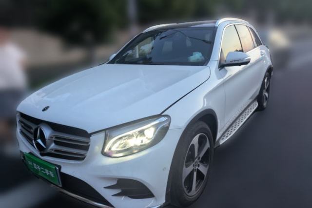 Mercedes-Benz GLC 2017 GLC 260 4MATIC Luxury Model d’occasion