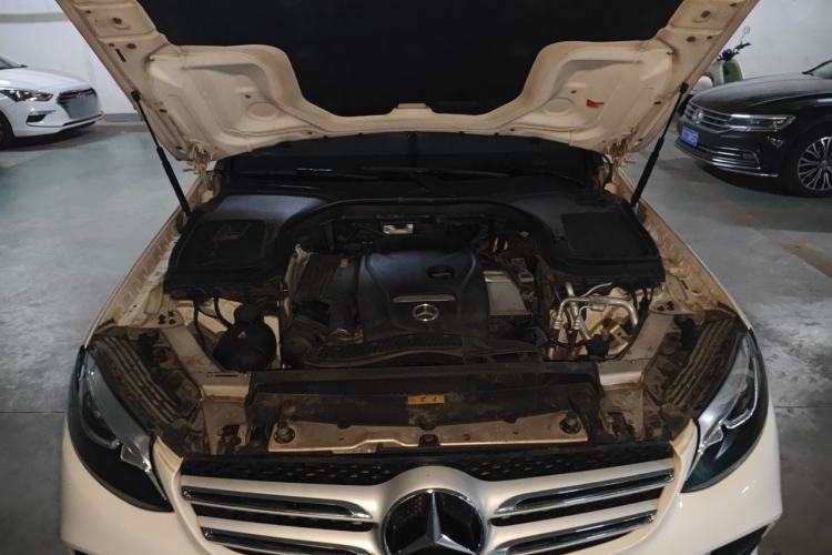 Used Mercedes-Benz GLC 2017 GLC 260 4MATIC Luxury Model Engine Bay