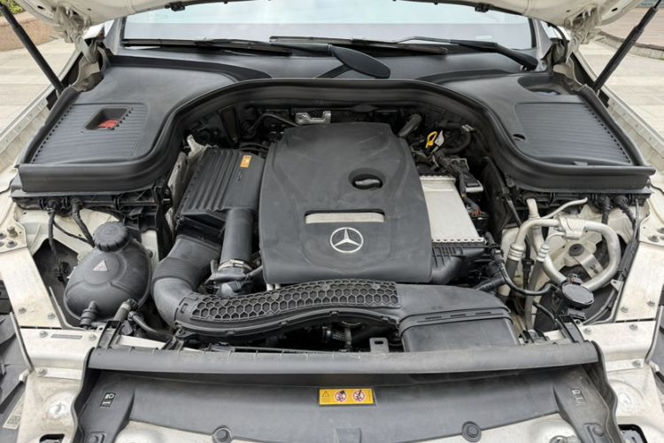 Used Mercedes-Benz GLC 2017 GLC 300 4MATIC Sport Edition Engine Bay