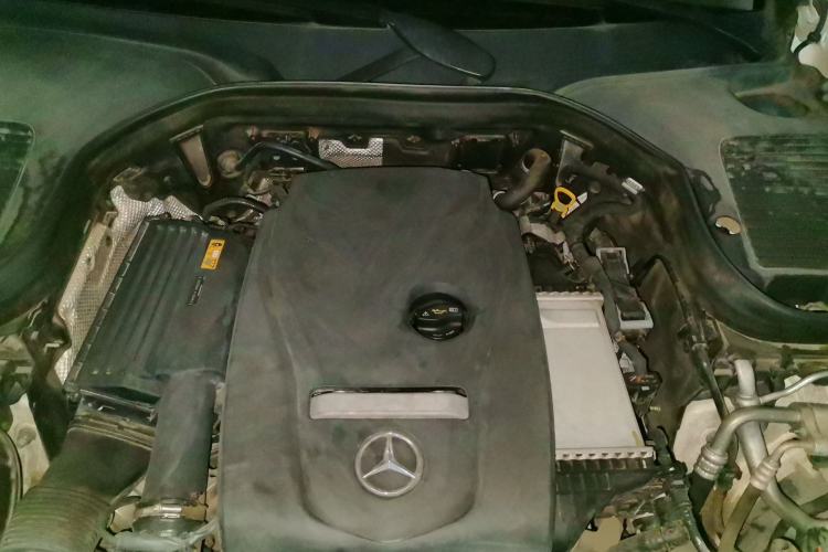 Used Mercedes-Benz GLC 2017 GLC 260 4MATIC Dynamic Edition Engine Bay
