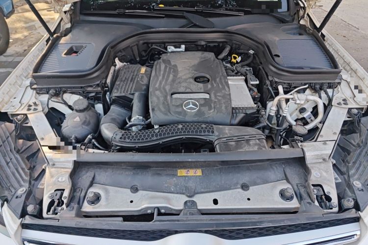 Used Mercedes-Benz GLC 2017 GLC 260 4MATIC Luxury Model Engine Bay