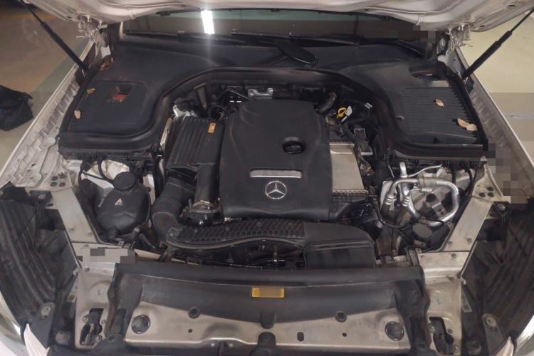 Used Mercedes-Benz GLC 2017 GLC 260 4MATIC Dynamic Edition Engine Bay