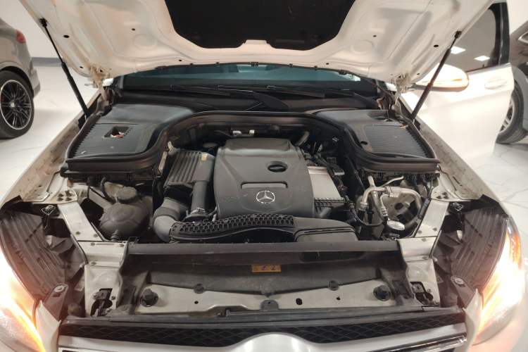 Used Mercedes-Benz GLC 2017 GLC 200 4MATIC Engine Bay