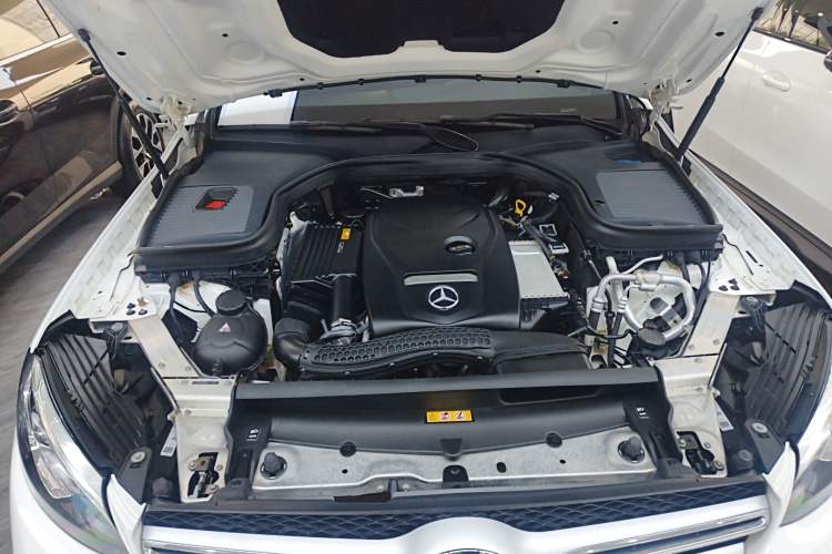 Used Mercedes-Benz GLC 2017 GLC 300 4MATIC Sport Edition Engine Bay