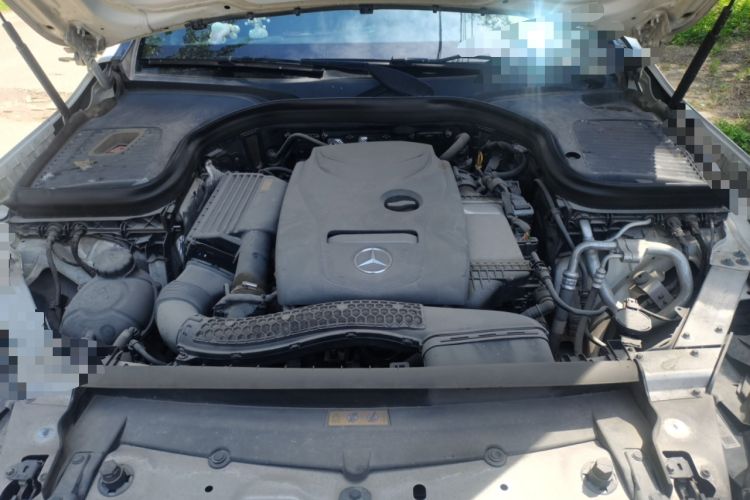 Used Mercedes-Benz GLC 2017 GLC 260 4MATIC Luxury Model Engine Bay