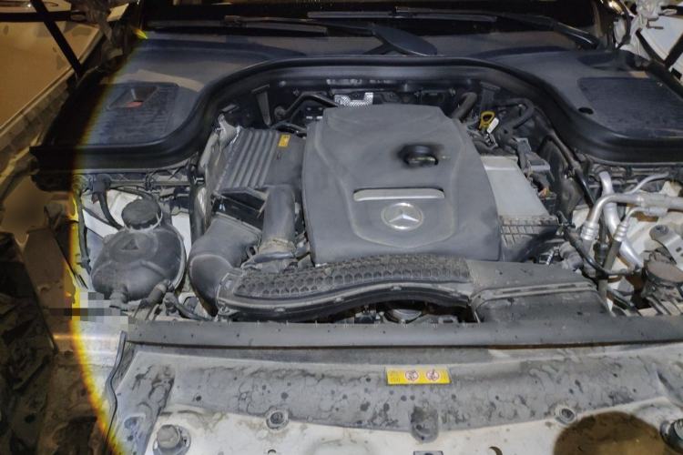 Used Mercedes-Benz GLC 2017 GLC 260 4MATIC Dynamic Edition Engine Bay