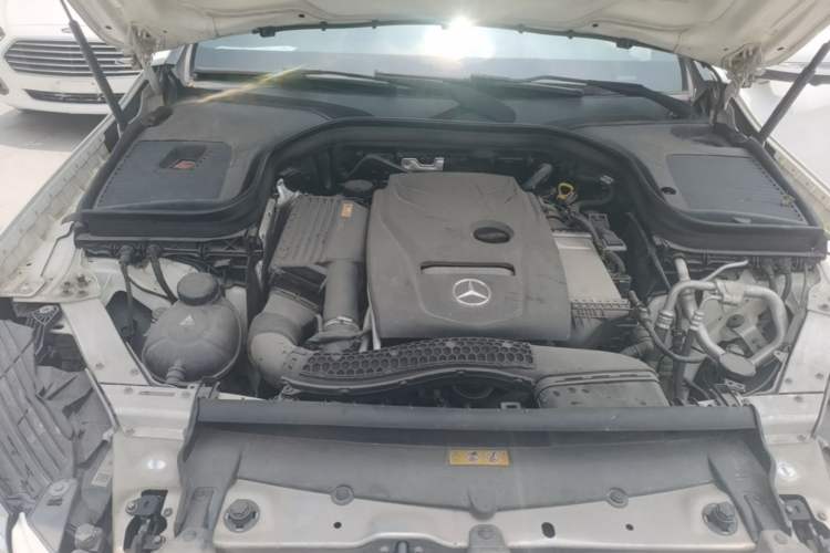 Used Mercedes-Benz GLC 2017 GLC 300 4MATIC Sport Edition Engine Bay