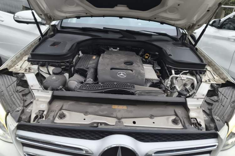 Used Mercedes-Benz GLC 2017 GLC 300 4MATIC Sport Edition Engine Bay