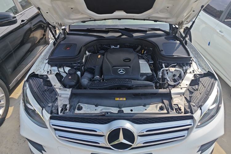 Used Mercedes-Benz GLC 2017 GLC 260 4MATIC Dynamic Edition Engine Bay