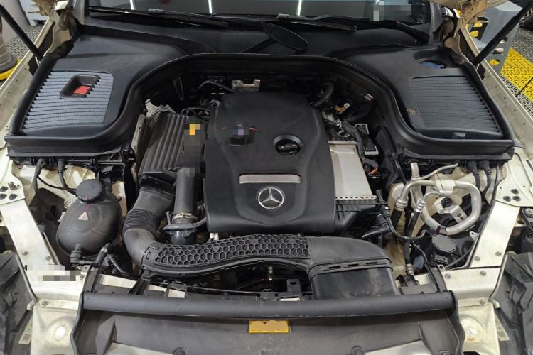 Used Mercedes-Benz GLC 2017 GLC 260 4MATIC Luxury Model Engine Bay
