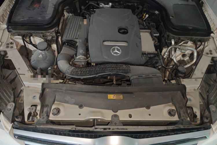 Used Mercedes-Benz GLC 2017 GLC 260 4MATIC Dynamic Edition Engine Bay