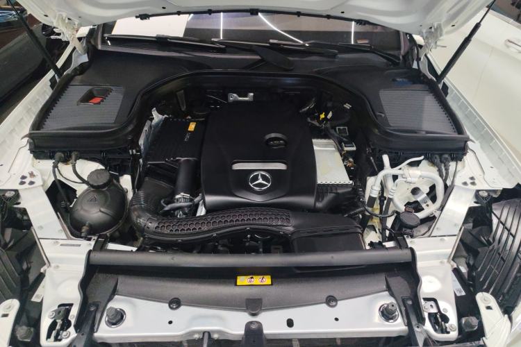 Used Mercedes-Benz GLC 2017 GLC 260 4MATIC Luxury Model Engine Bay