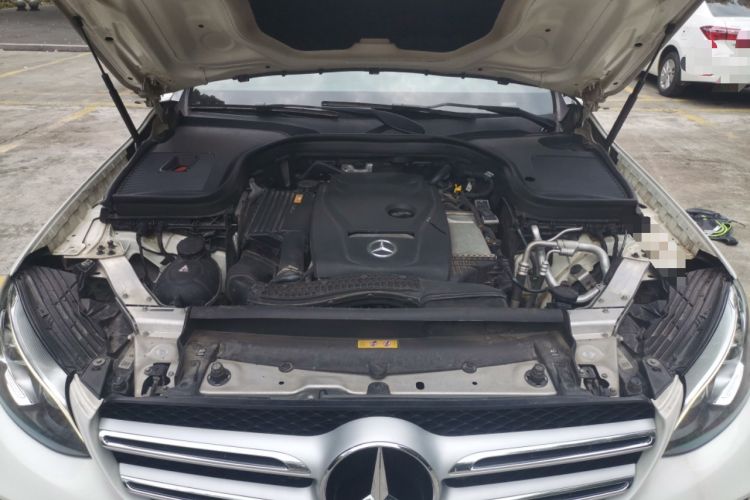 Used Mercedes-Benz GLC 2017 GLC 300 4MATIC Sport Edition Engine Bay