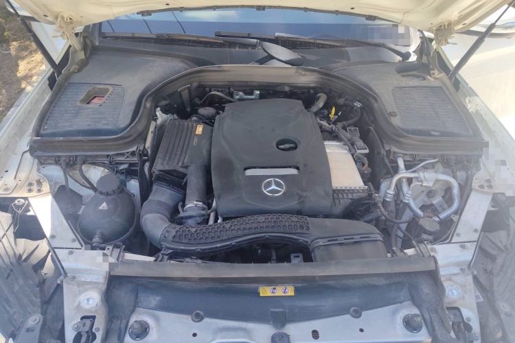 Used Mercedes-Benz GLC 2017 GLC 260 4MATIC Dynamic Edition Engine Bay