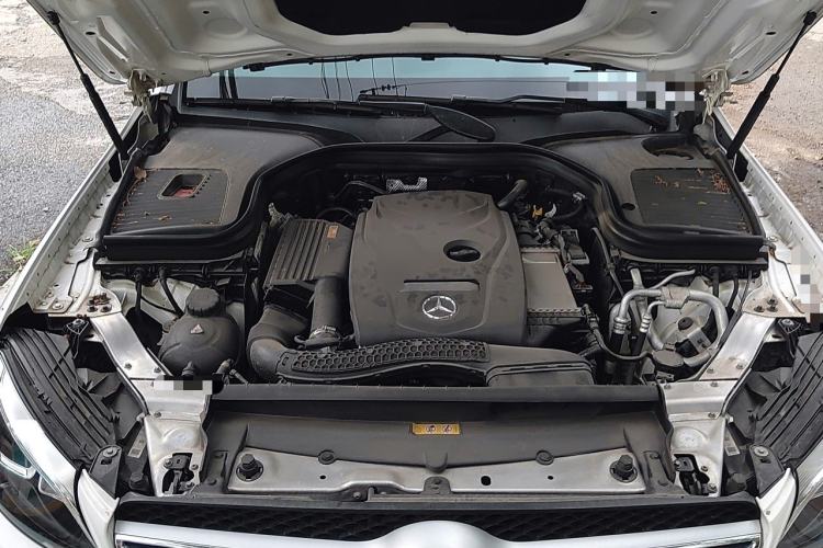 Used Mercedes-Benz GLC 2017 GLC 260 4MATIC Luxury Model Engine Bay