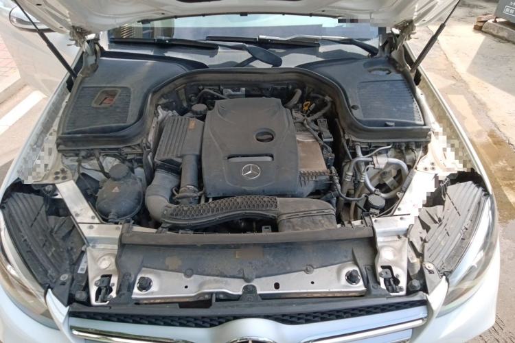 Used Mercedes-Benz GLC 2017 GLC 260 4MATIC Dynamic Edition Engine Bay