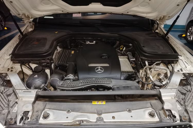 Used Mercedes-Benz GLC 2017 GLC 260 4MATIC Luxury Model Engine Bay