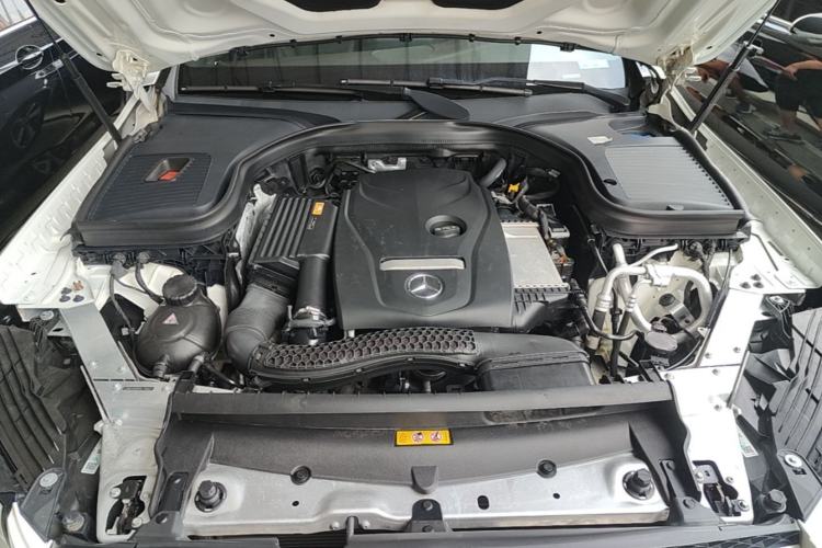 Used Mercedes-Benz GLC 2017 GLC 260 4MATIC Luxury Model Engine Bay