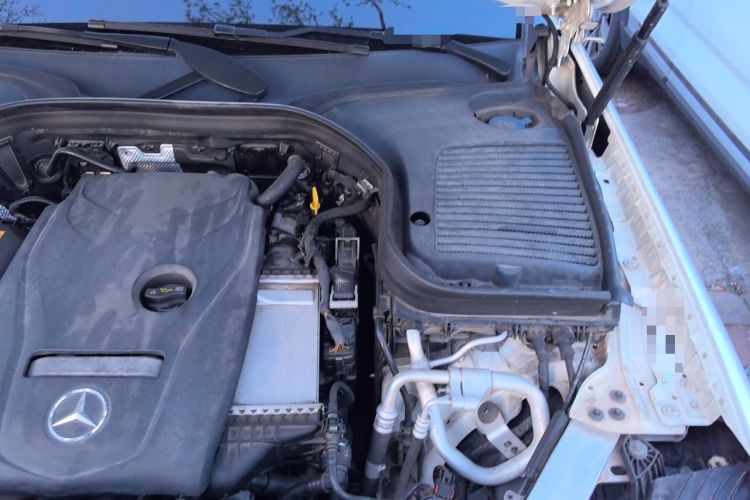 Used Mercedes-Benz GLC 2017 GLC 260 4MATIC Luxury Model Engine Bay Left